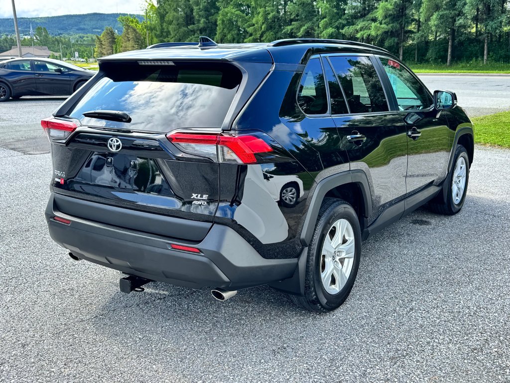 Toyota RAV4 XLE AWD / PEA 22-03-26=100KM / SUPER DEAL / 2021 à Thetford Mines, Québec - 4 - w1024h768px