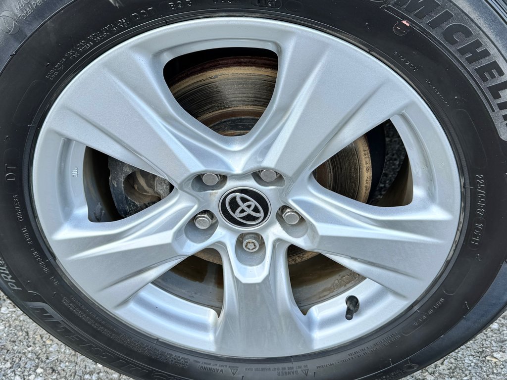Toyota RAV4 XLE AWD / PEA 22-03-26=100KM / SUPER DEAL / 2021 à Thetford Mines, Québec - 16 - w1024h768px