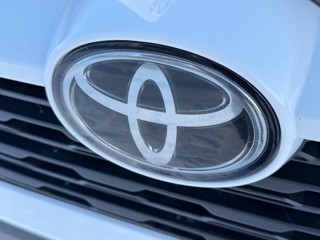 2021 Toyota RAV4 LE FWD / GARANTIE FULL 28-10-26=100KM WOW ! / in Thetford Mines, Quebec - 11 - w1024h768px