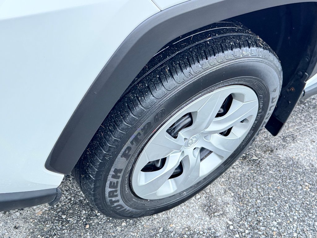2021 Toyota RAV4 LE FWD / GARANTIE FULL 28-10-26=100KM WOW ! / in Thetford Mines, Quebec - 13 - w1024h768px