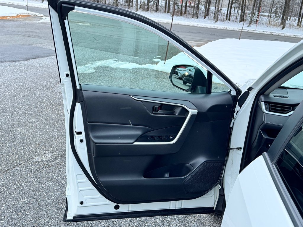 2021 Toyota RAV4 LE FWD / GARANTIE FULL 28-10-26=100KM WOW ! / in Thetford Mines, Quebec - 26 - w1024h768px