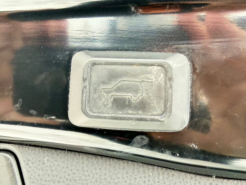 2021 Toyota RAV4 HYBRIDE XLE AWD / ULTRA ÉCONOMIQUE / AUBAINE / in Thetford Mines, Quebec - 66 - w1024h768px