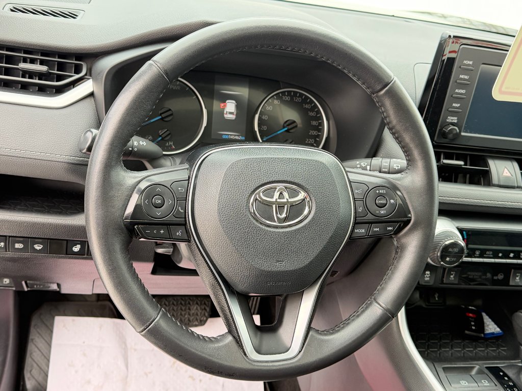 2021 Toyota RAV4 HYBRIDE XLE AWD / ULTRA ÉCONOMIQUE / AUBAINE / in Thetford Mines, Quebec - 38 - w1024h768px