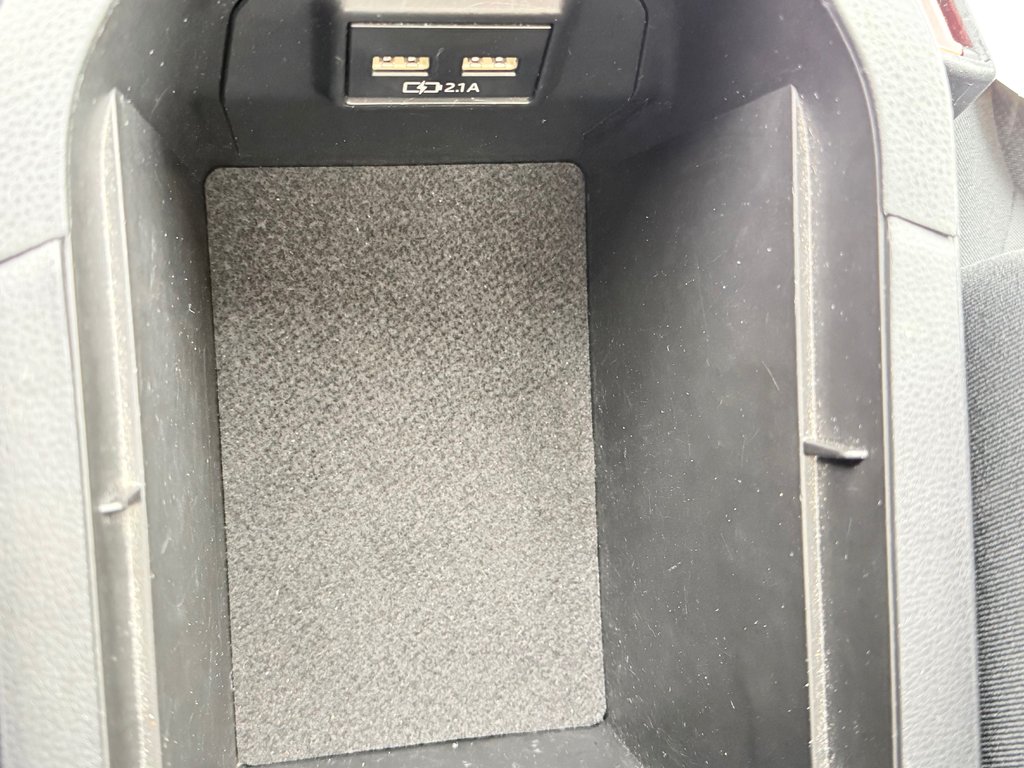 2021 Toyota RAV4 HYBRIDE XLE AWD / ULTRA ÉCONOMIQUE / AUBAINE / in Thetford Mines, Quebec - 53 - w1024h768px