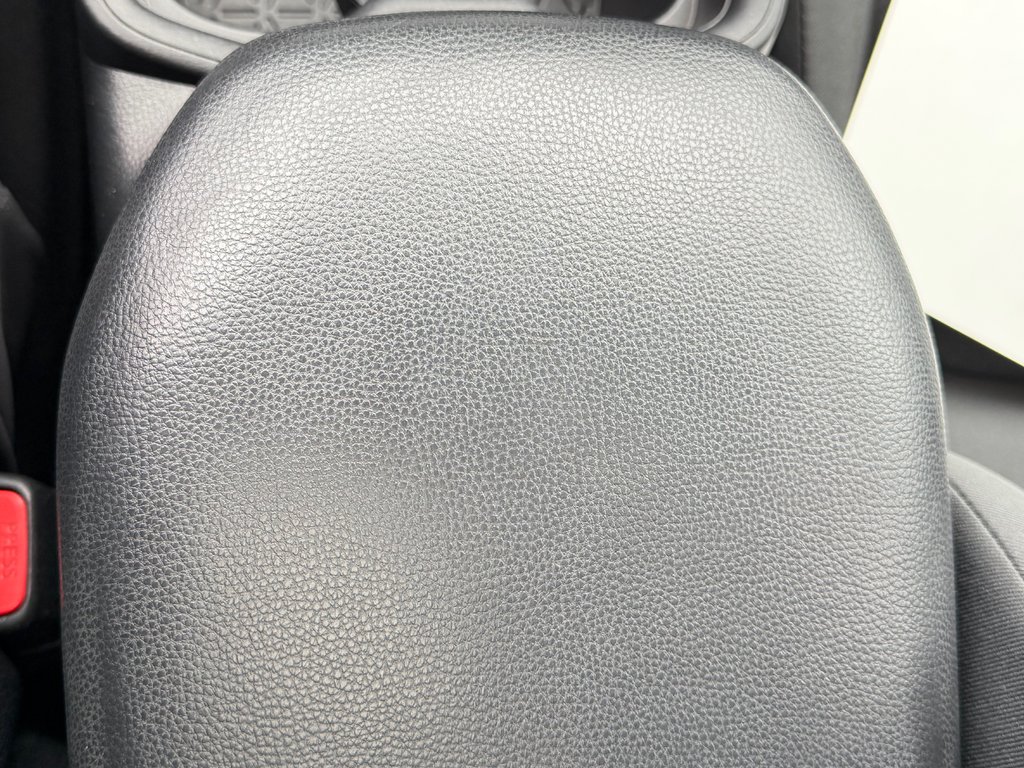 2021 Toyota RAV4 HYBRIDE XLE AWD / ULTRA ÉCONOMIQUE / AUBAINE / in Thetford Mines, Quebec - 52 - w1024h768px