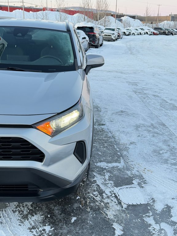 2021 Toyota RAV4 LE AWD / INSPECTÉ / RÉPARÉ / 1 SEUL PROPRIÉTAIRE in Thetford Mines, Quebec - 7 - w1024h768px