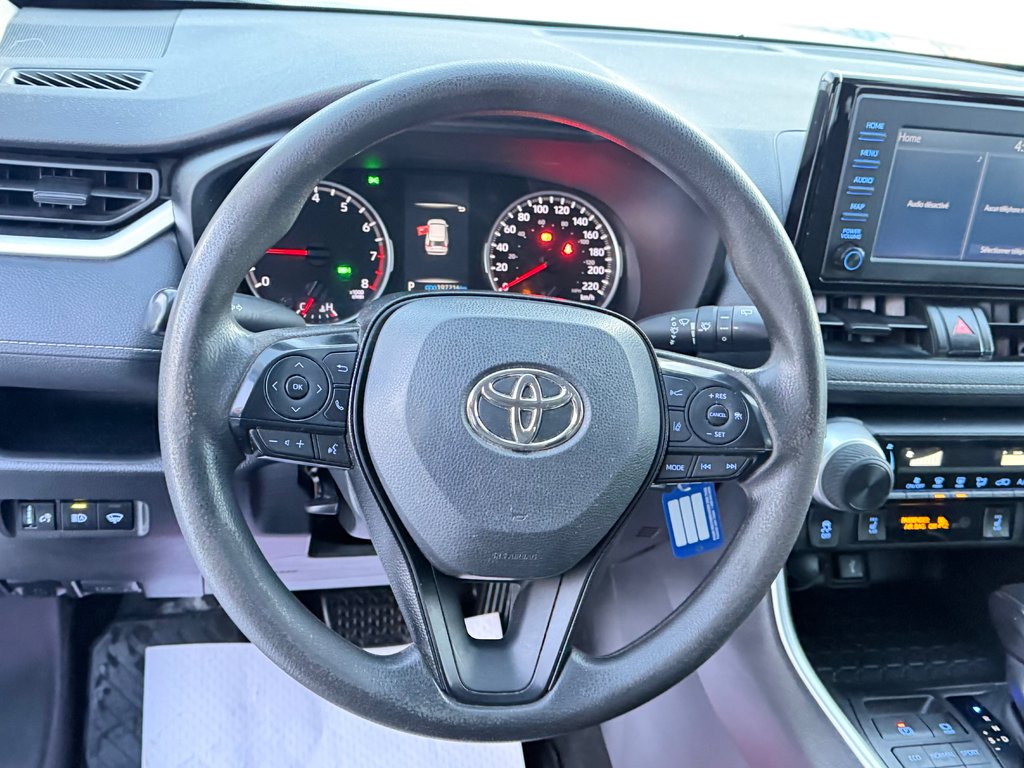 2021 Toyota RAV4 LE AWD / INSPECTÉ / RÉPARÉ / 1 SEUL PROPRIÉTAIRE in Thetford Mines, Quebec - 33 - w1024h768px
