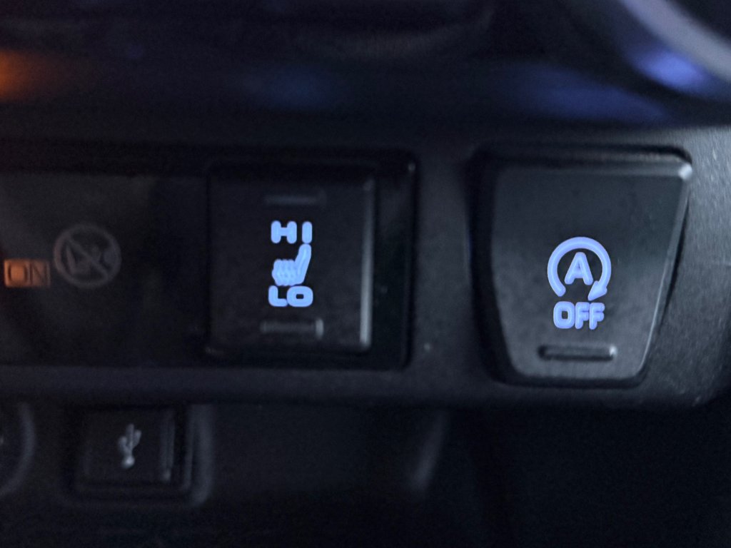 2021 Toyota RAV4 LE AWD / INSPECTÉ / RÉPARÉ / 1 SEUL PROPRIÉTAIRE in Thetford Mines, Quebec - 44 - w1024h768px