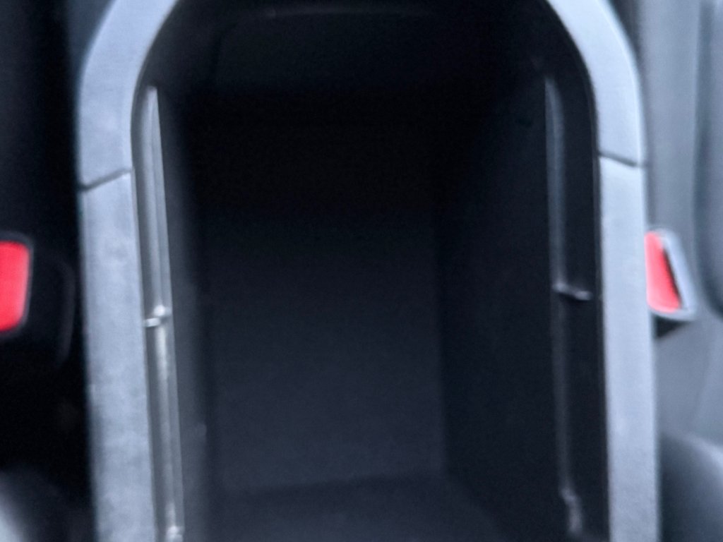 2021 Toyota RAV4 LE AWD / INSPECTÉ / RÉPARÉ / 1 SEUL PROPRIÉTAIRE in Thetford Mines, Quebec - 50 - w1024h768px