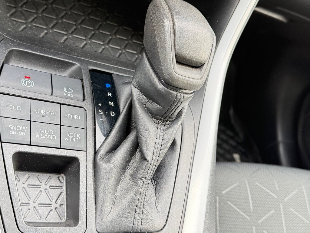 2021 Toyota RAV4 LE AWD / PRIX IMBATTABLE / HYPER FIABLE / in Thetford Mines, Quebec - 42 - w1024h768px