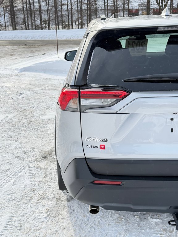 2021 Toyota RAV4 LE AWD / PRIX IMBATTABLE / HYPER FIABLE / in Thetford Mines, Quebec - 18 - w1024h768px