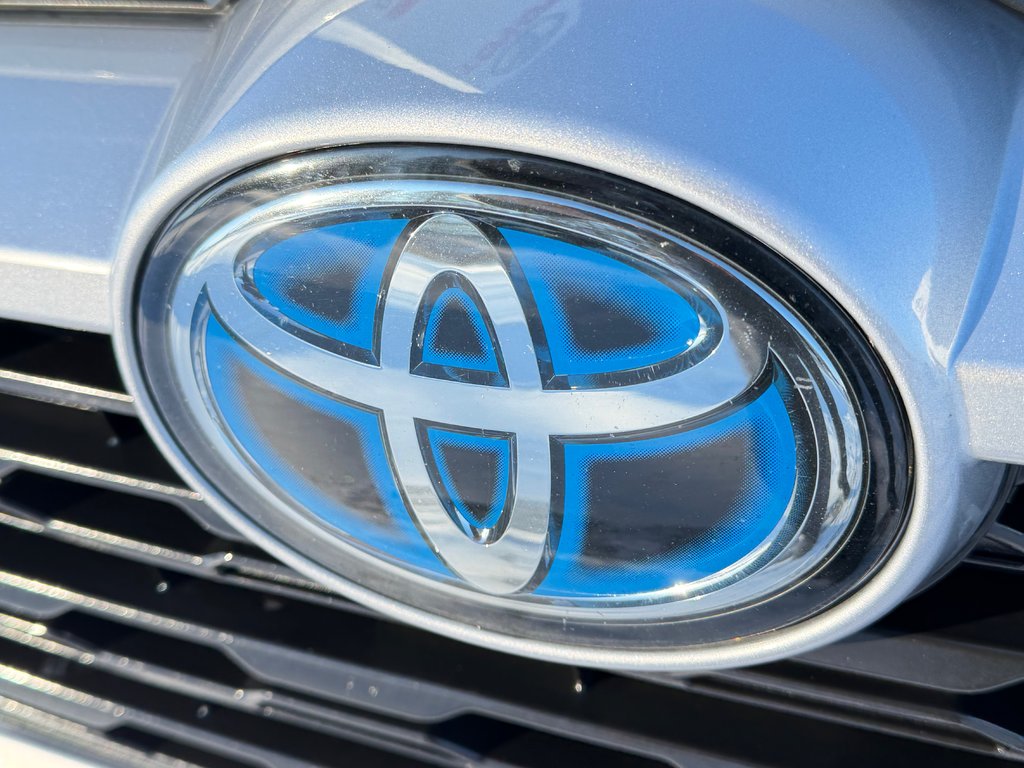 Toyota RAV4 HYBRIDE XLE AWD / LE MOINS CHER AU QUÉBEC !!! / 2021 à Thetford Mines, Québec - 11 - w1024h768px