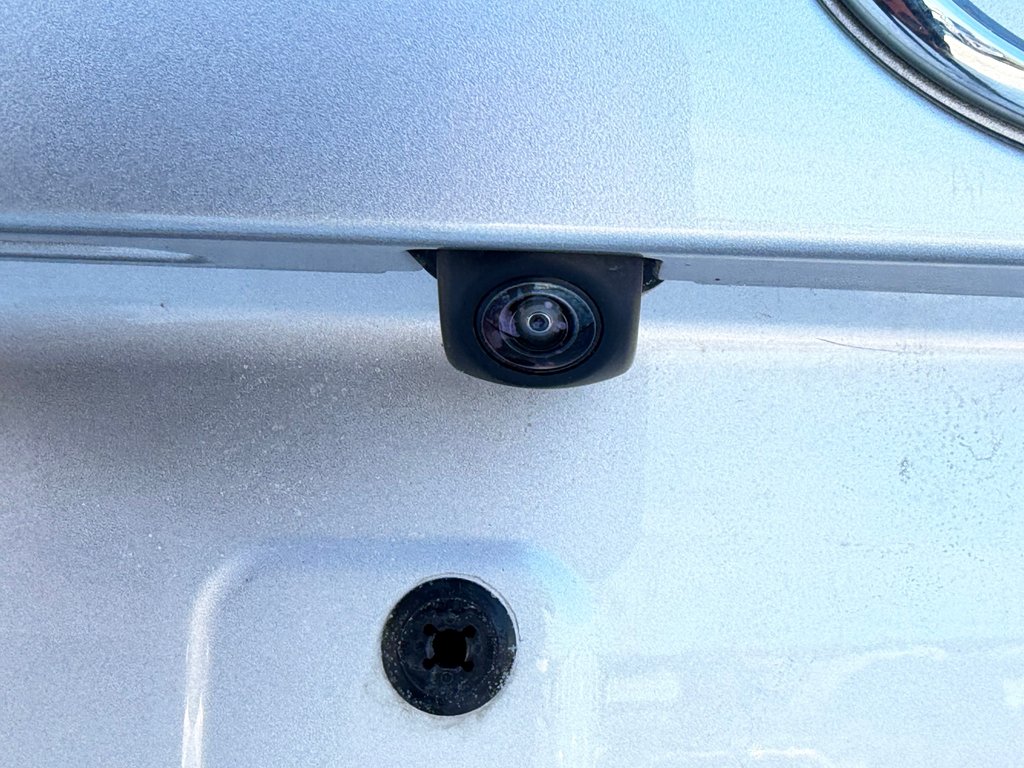 Toyota RAV4 XLE AWD / BAS KILOS / ENTRETENU AVEC SOINS / 2021 à Thetford Mines, Québec - 26 - w1024h768px