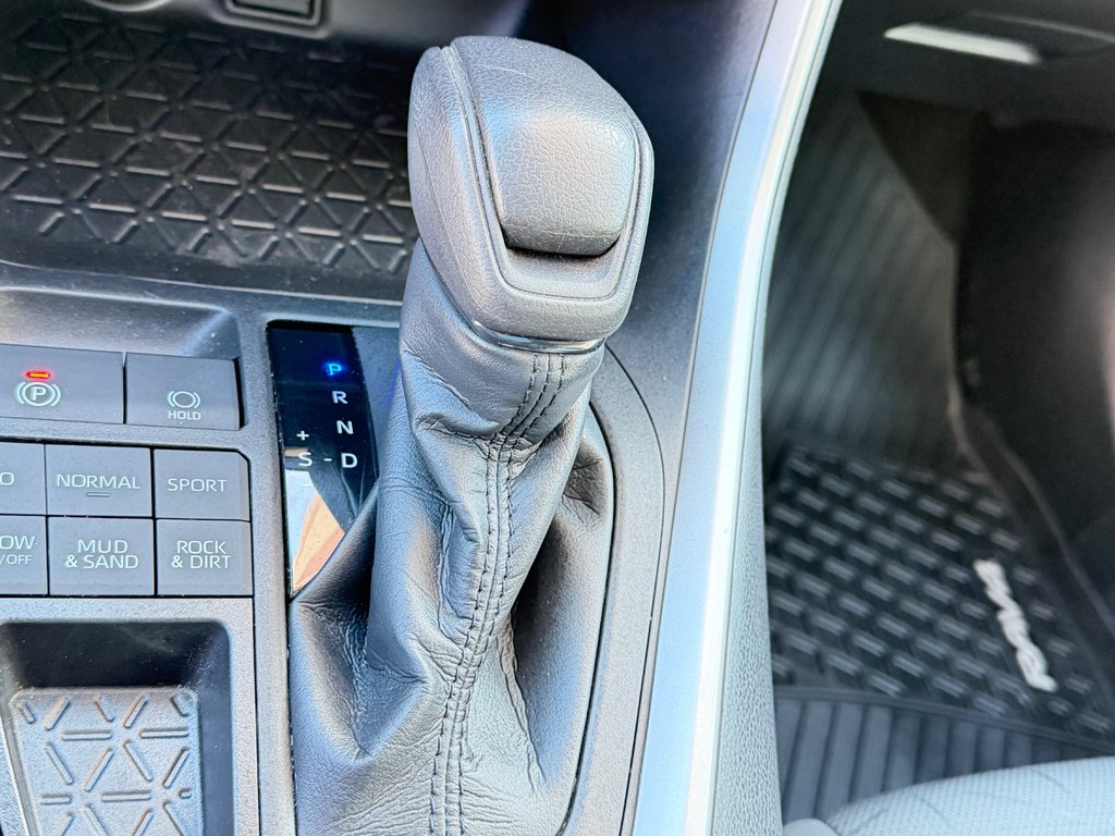 Toyota RAV4 XLE AWD / BAS KILOS / ENTRETENU AVEC SOINS / 2021 à Thetford Mines, Québec - 48 - w1024h768px