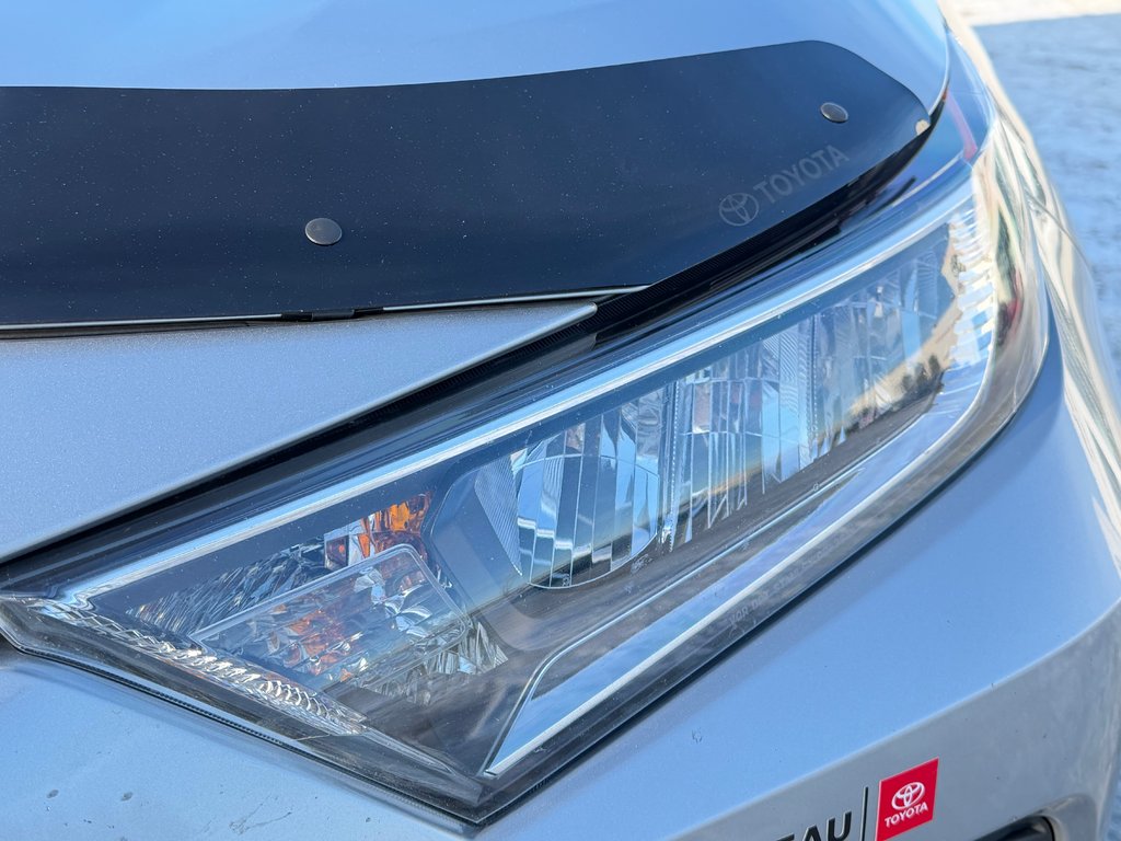 Toyota RAV4 XLE AWD / BAS KILOS / ENTRETENU AVEC SOINS / 2021 à Thetford Mines, Québec - 10 - w1024h768px