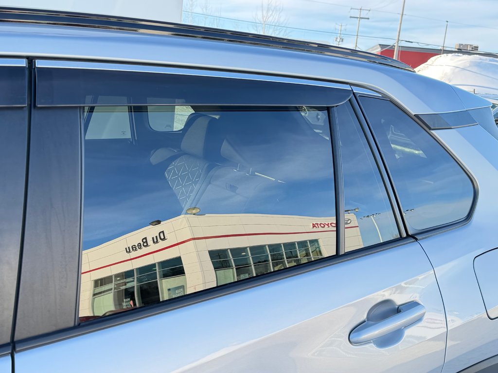 Toyota RAV4 XLE AWD / BAS KILOS / ENTRETENU AVEC SOINS / 2021 à Thetford Mines, Québec - 23 - w1024h768px