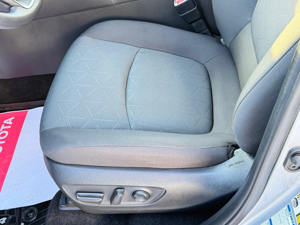 Toyota RAV4 XLE AWD / BAS KILOS / ENTRETENU AVEC SOINS / 2021 à Thetford Mines, Québec - 34 - w1024h768px