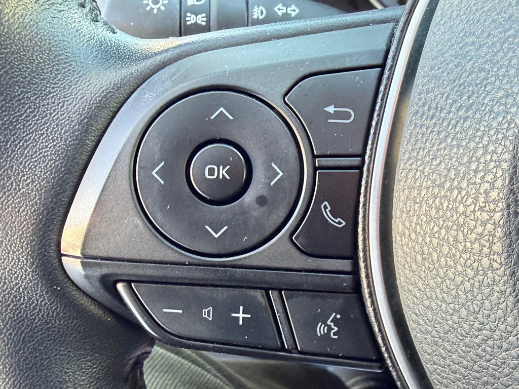 Toyota RAV4 XLE AWD / BAS KILOS / ENTRETENU AVEC SOINS / 2021 à Thetford Mines, Québec - 37 - w1024h768px