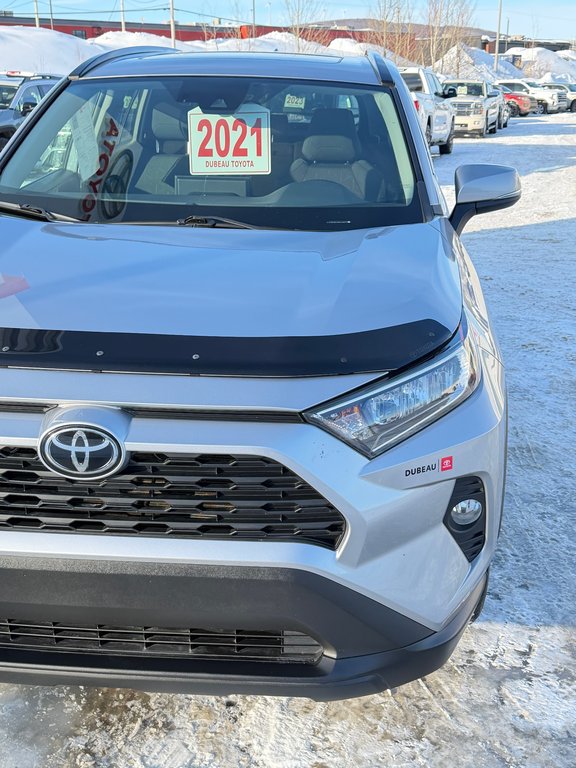 Toyota RAV4 XLE AWD / BAS KILOS / ENTRETENU AVEC SOINS / 2021 à Thetford Mines, Québec - 9 - w1024h768px