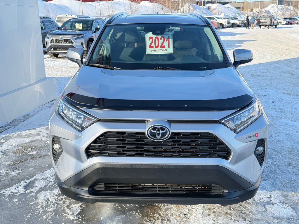 Toyota RAV4 XLE AWD / BAS KILOS / ENTRETENU AVEC SOINS / 2021 à Thetford Mines, Québec - 2 - w1024h768px