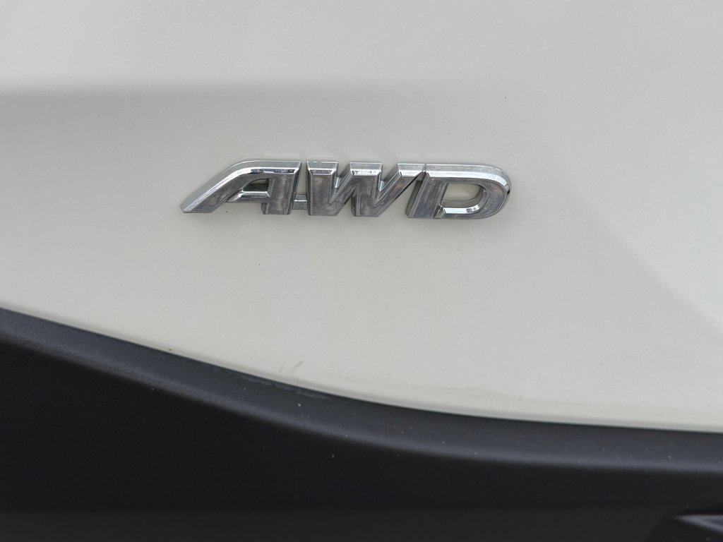 2021 Toyota RAV4 HYBRIDE LIMITED / LA TOTALE !! / AUBAINE !!! / in Thetford Mines, Quebec - 26 - w1024h768px