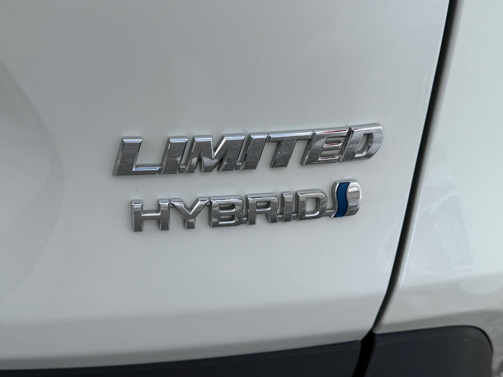 2021 Toyota RAV4 HYBRIDE LIMITED / LA TOTALE !! / AUBAINE !!! / in Thetford Mines, Quebec - 30 - w1024h768px