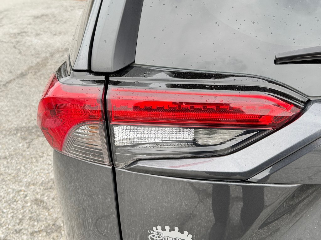 2021 Toyota RAV4 LE AWD / MEILLEUR VUS SUR LE MARCHÉ / in Thetford Mines, Quebec - 21 - w1024h768px
