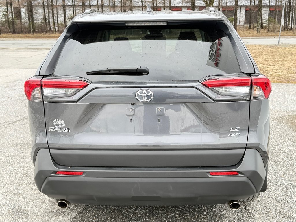 2021 Toyota RAV4 LE AWD / MEILLEUR VUS SUR LE MARCHÉ / in Thetford Mines, Quebec - 6 - w1024h768px