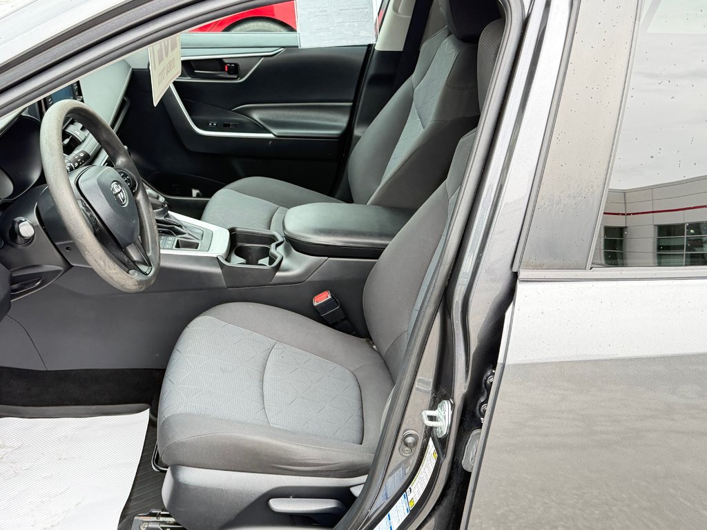 2021 Toyota RAV4 LE AWD / MEILLEUR VUS SUR LE MARCHÉ / in Thetford Mines, Quebec - 26 - w1024h768px