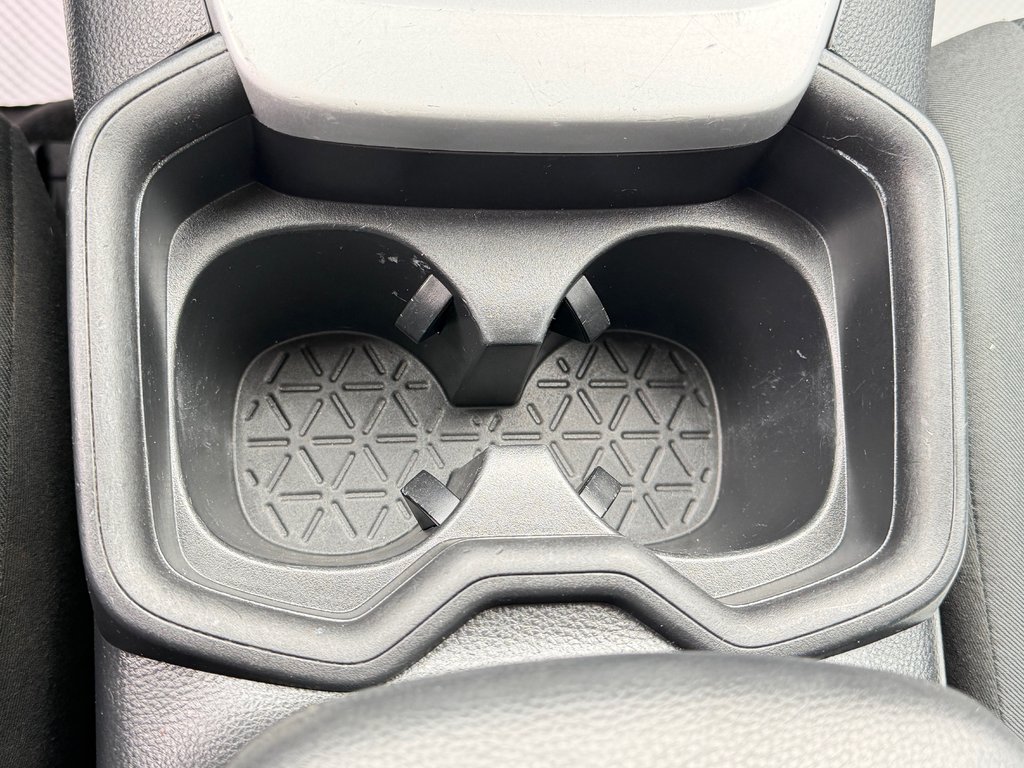 2021 Toyota RAV4 LE AWD / MEILLEUR VUS SUR LE MARCHÉ / in Thetford Mines, Quebec - 43 - w1024h768px