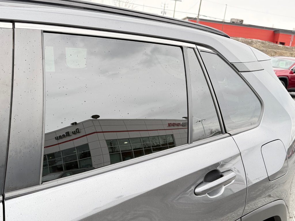 2021 Toyota RAV4 LE AWD / MEILLEUR VUS SUR LE MARCHÉ / in Thetford Mines, Quebec - 19 - w1024h768px