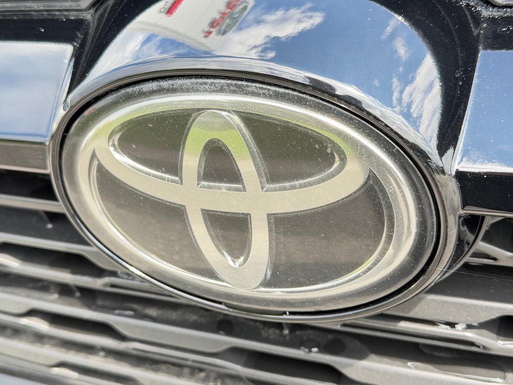 2021 Toyota RAV4 LE AWD / DEMARREUR DISTANCE / CARFAX 3,232$ / in Thetford Mines, Quebec - 11 - w1024h768px