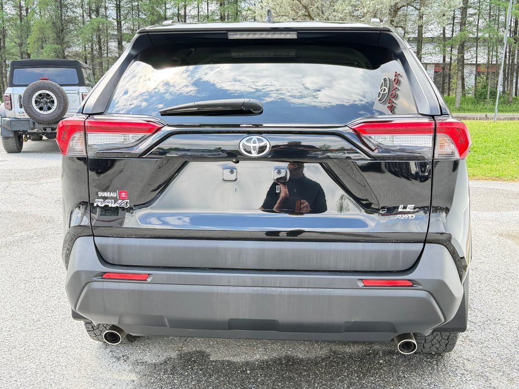 2021 Toyota RAV4 LE AWD / DEMARREUR DISTANCE / CARFAX 3,232$ / in Thetford Mines, Quebec - 23 - w1024h768px