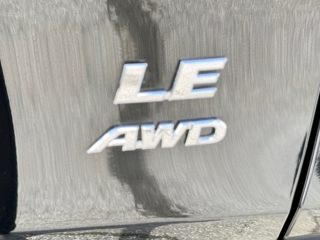 2021 Toyota RAV4 LE AWD / DEMARREUR DISTANCE / CARFAX 3,232$ / in Thetford Mines, Quebec - 22 - w1024h768px