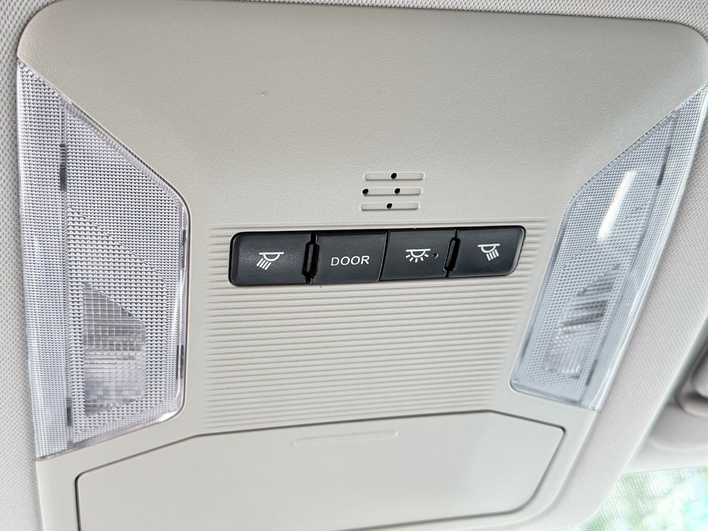 2021 Toyota RAV4 LE AWD / DEMARREUR DISTANCE / CARFAX 3,232$ / in Thetford Mines, Quebec - 46 - w1024h768px
