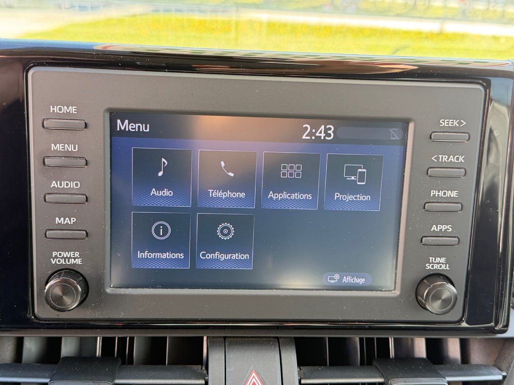 Toyota RAV4 HYBRIDE LE AWD / SUPER PRIX !!! / 2021 à Thetford Mines, Québec - 41 - w1024h768px