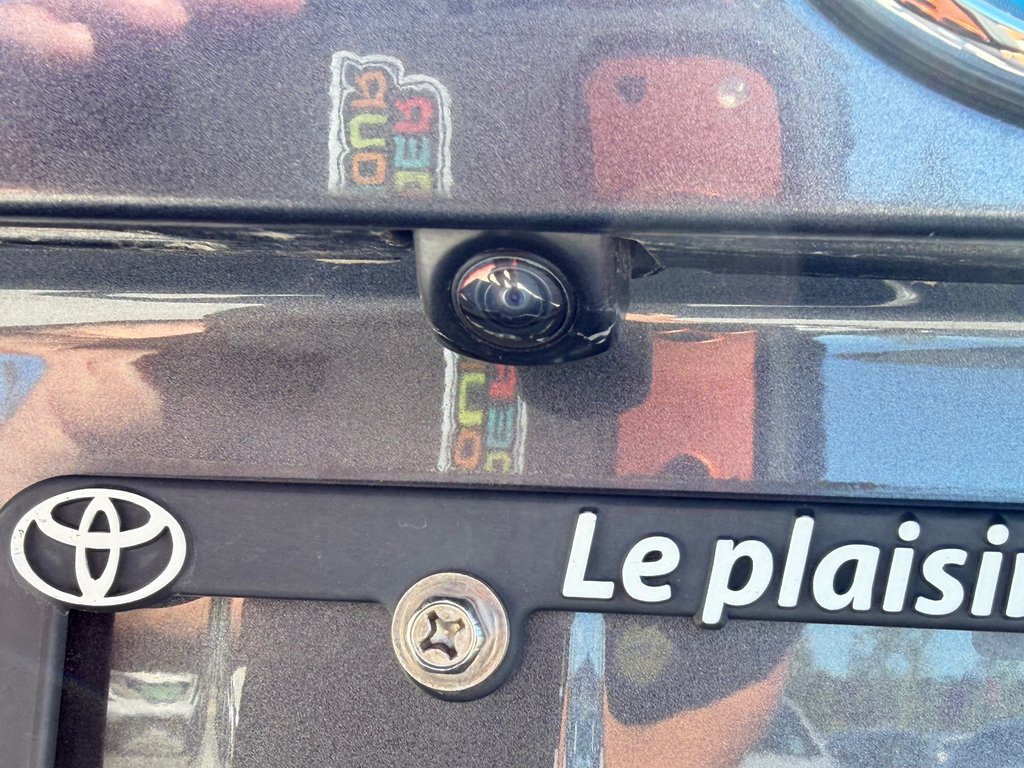 Toyota RAV4 HYBRIDE LE AWD / SUPER PRIX !!! / 2021 à Thetford Mines, Québec - 24 - w1024h768px