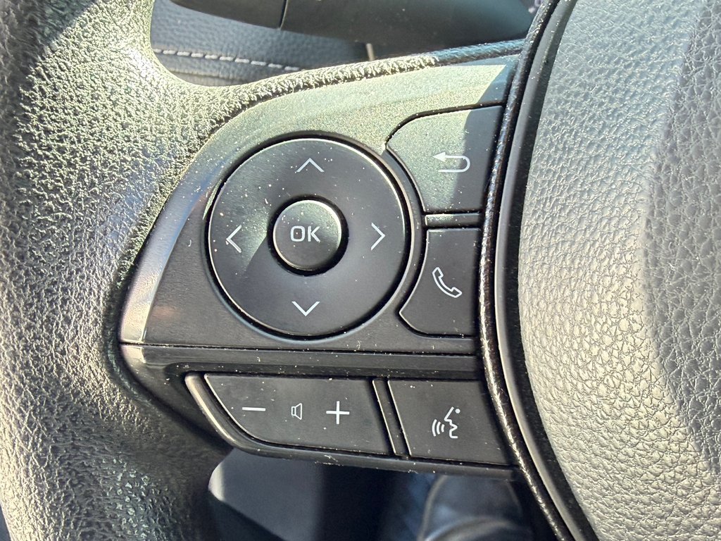 Toyota RAV4 HYBRIDE LE AWD / SUPER PRIX !!! / 2021 à Thetford Mines, Québec - 36 - w1024h768px