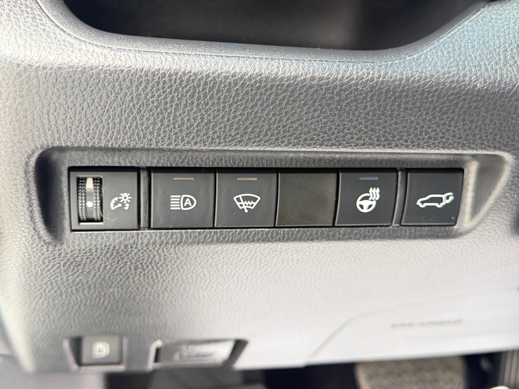 Toyota RAV4 XSE HYBRIDE / 148.300KM / PNEUS NEUFS / HITCH / 2021 à Thetford Mines, Québec - 37 - w1024h768px
