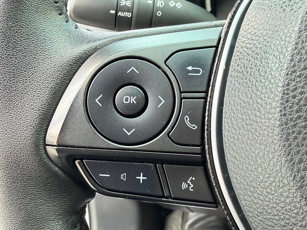 Toyota RAV4 XSE HYBRIDE / 148.300KM / PNEUS NEUFS / HITCH / 2021 à Thetford Mines, Québec - 39 - w1024h768px