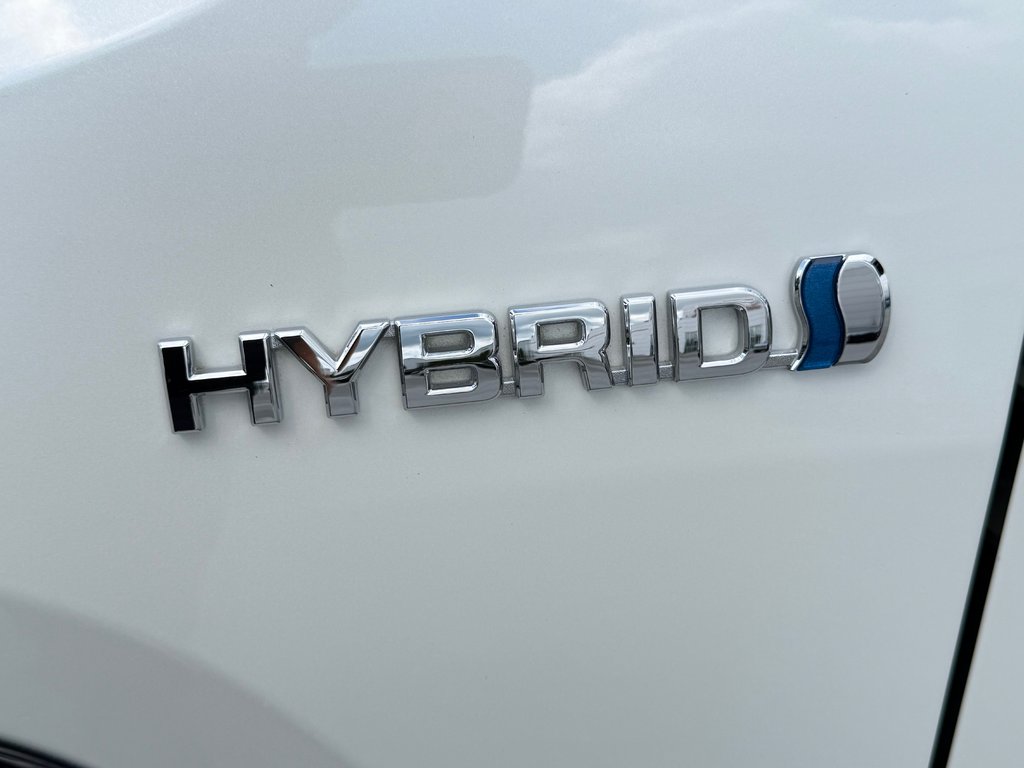 Toyota RAV4 XSE HYBRIDE / 148.300KM / PNEUS NEUFS / HITCH / 2021 à Thetford Mines, Québec - 17 - w1024h768px