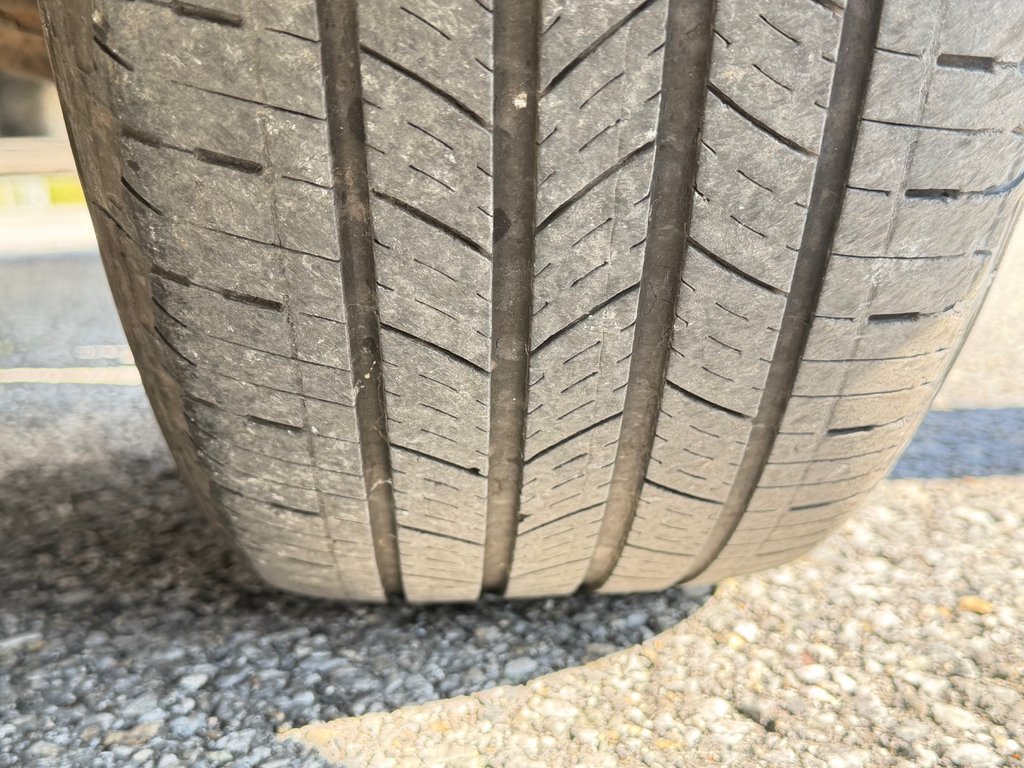 2021 Toyota RAV4 XSE HYBRIDE / GROUPE TECHNO/ TOIT / LE PLUS ÉQUIPÉ in Thetford Mines, Quebec - 17 - w1024h768px