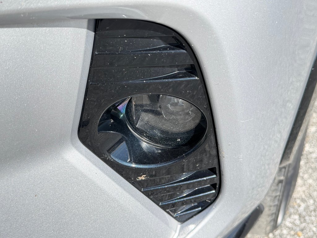2021 Toyota RAV4 XSE HYBRIDE / GROUPE TECHNO/ TOIT / LE PLUS ÉQUIPÉ in Thetford Mines, Quebec - 11 - w1024h768px