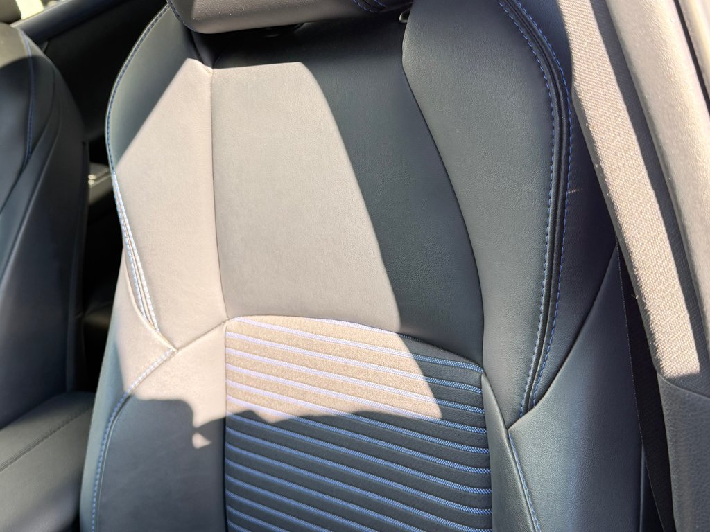 2021 Toyota RAV4 XSE HYBRIDE / GROUPE TECHNO/ TOIT / LE PLUS ÉQUIPÉ in Thetford Mines, Quebec - 35 - w1024h768px