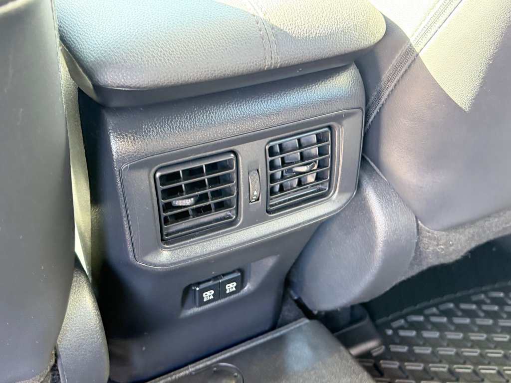 2021 Toyota RAV4 XSE HYBRIDE / GROUPE TECHNO/ TOIT / LE PLUS ÉQUIPÉ in Thetford Mines, Quebec - 61 - w1024h768px