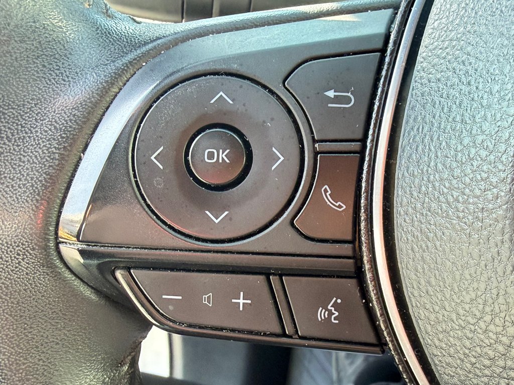 2021 Toyota RAV4 XSE HYBRIDE / GROUPE TECHNO/ TOIT / LE PLUS ÉQUIPÉ in Thetford Mines, Quebec - 38 - w1024h768px