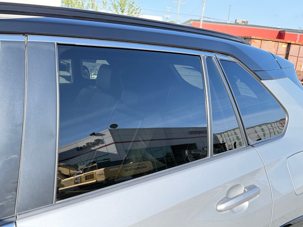 2021 Toyota RAV4 XSE HYBRIDE / GROUPE TECHNO/ TOIT / LE PLUS ÉQUIPÉ in Thetford Mines, Quebec - 23 - w1024h768px