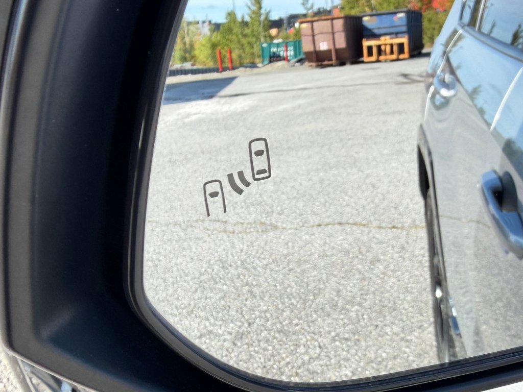 2021 Toyota RAV4 XSE HYBRIDE / GROUPE TECHNO/ TOIT / LE PLUS ÉQUIPÉ in Thetford Mines, Quebec - 30 - w1024h768px