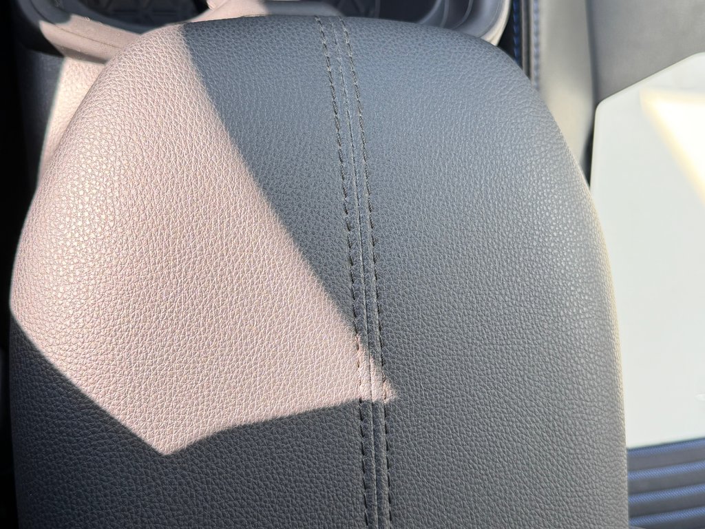 2021 Toyota RAV4 XSE HYBRIDE / GROUPE TECHNO/ TOIT / LE PLUS ÉQUIPÉ in Thetford Mines, Quebec - 53 - w1024h768px