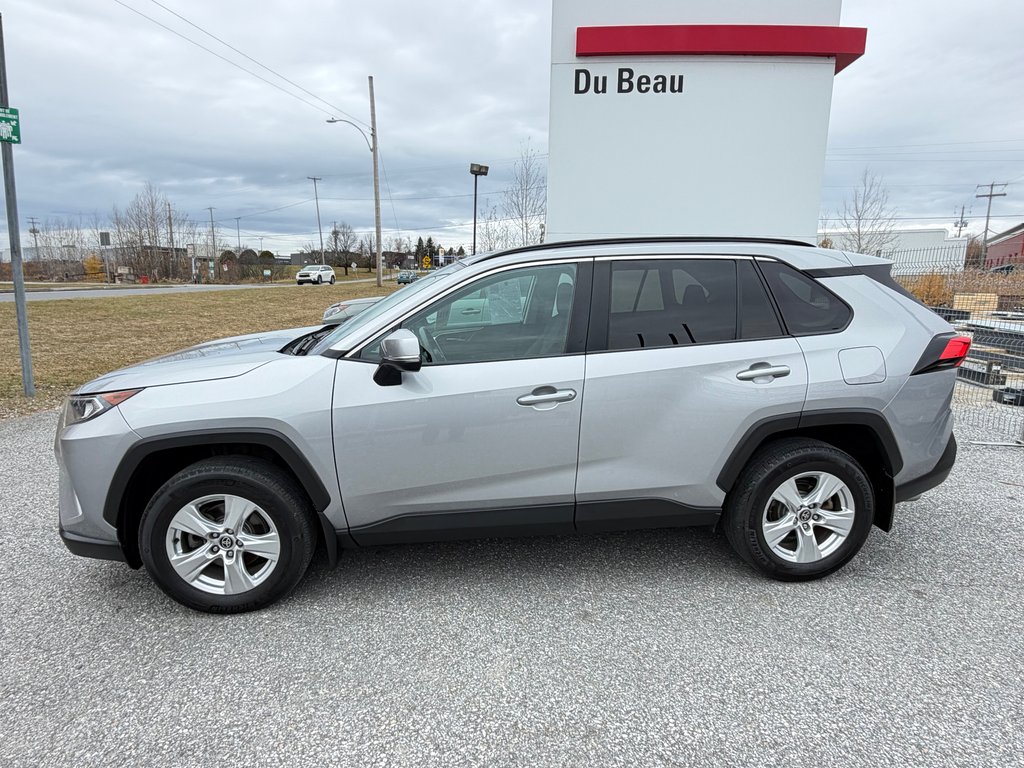 Toyota RAV4 XLE AWD / ATTACHE REMORQUE / FREINS NEUFS / 2021 à Thetford Mines, Québec - 8 - w1024h768px